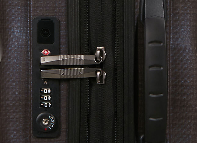 Beépített USB töltő