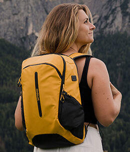 HÁTIZSÁKOK
TARTÓSSÁGRA TERVEZVE