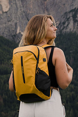 HÁTIZSÁKOK
TARTÓSSÁGRA TERVEZVE