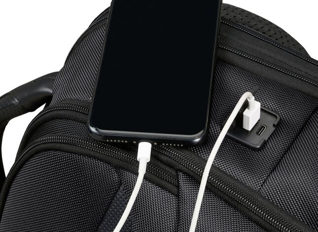 Két beépített USB porttal