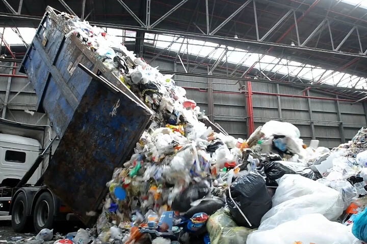 EURÓPÁBAN KÉSZÜLT,<br>
TARTÓSSÁGRA TERVEZVE