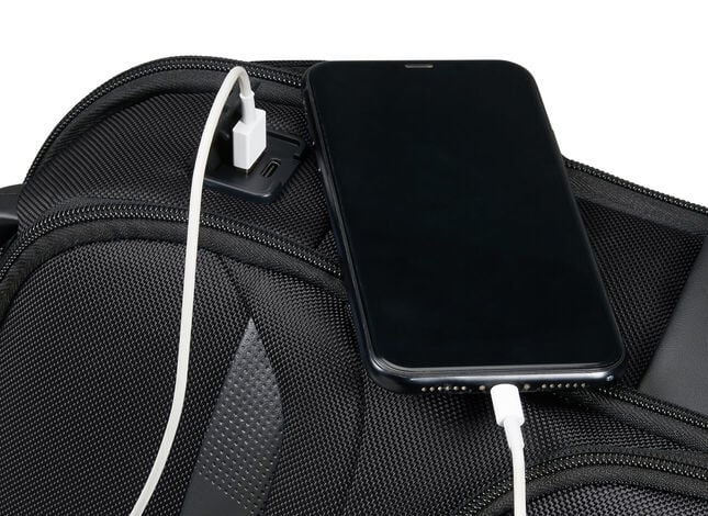 Két beépített USB porttal
