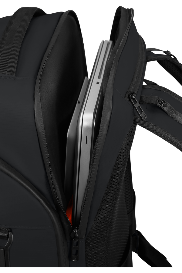 Samsonite Active Road Laptop Overnight Backpack 25L  Black