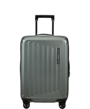 Nuon Bővíthető Spinner (4 kerék) 55cm 55 x 40 x 20/23 cm | 2.5 kg Nuon Bővíthető Spinner (4 kerék) 55cm 55 x 40 x 20/23 cm | 2.5 kg