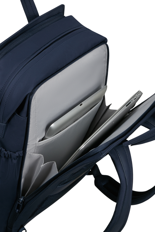 Essentis H&aacute;tizs&aacute;k 14.1"