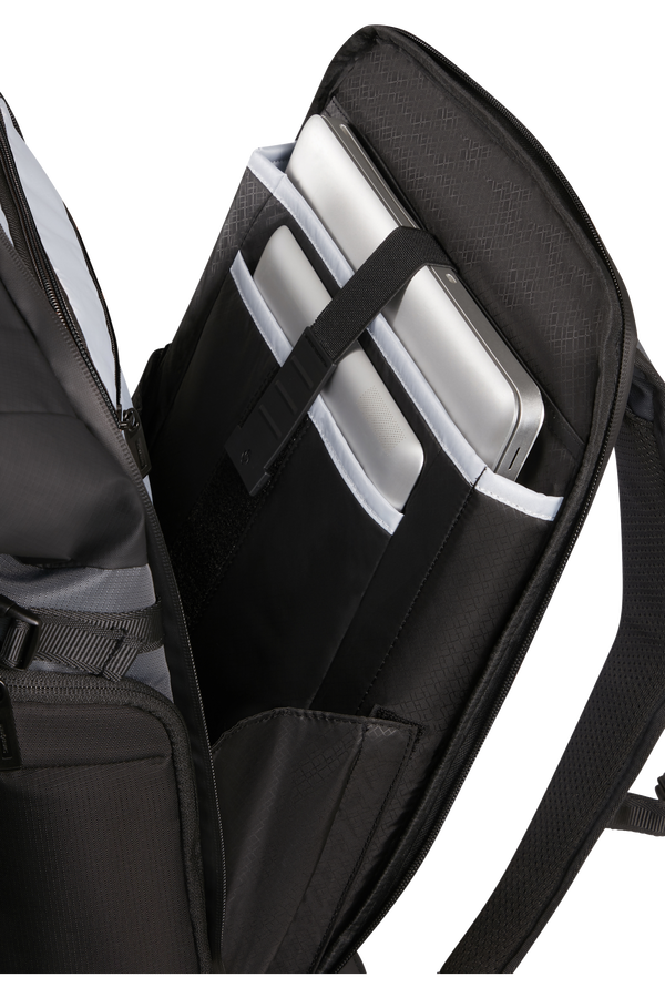 Biz2Go 2 H&aacute;tizs&aacute;k 15.6"