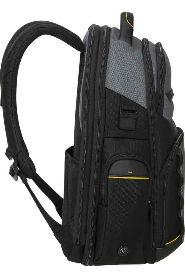 Pro-DLX 6 H&aacute;tizs&aacute;k expandable 15.6"