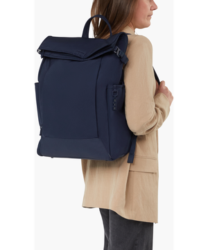 Essentis H&aacute;tizs&aacute;k 15.6" 44.5/58 x 31 x 16 cm | 1 kg