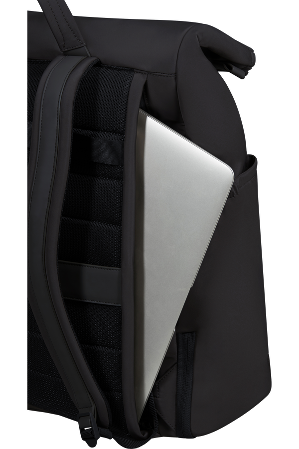 Essentis H&aacute;tizs&aacute;k 15.6"