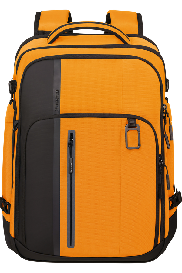 Biz2Go 2 Kettő az egyben h&aacute;tizs&aacute;k 17.3"