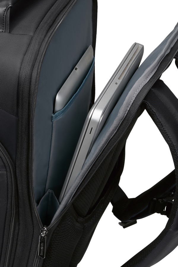 Samsonite Spectrolite 4.0 Underseat Backpack M  Black Samsonite Spectrolite 4.0 Underseat Backpack M  Black