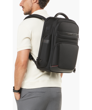 Pro-DLX 6 Hátizsák 15.6" 45 x 35 x 20 cm | 1.3 kg Pro-DLX 6 Hátizsák 15.6" 45 x 35 x 20 cm | 1.3 kg