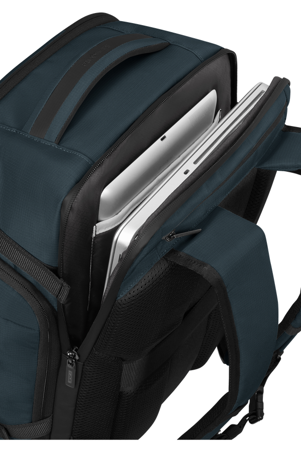 Biz2Go 2 H&aacute;tizs&aacute;k 15.6"