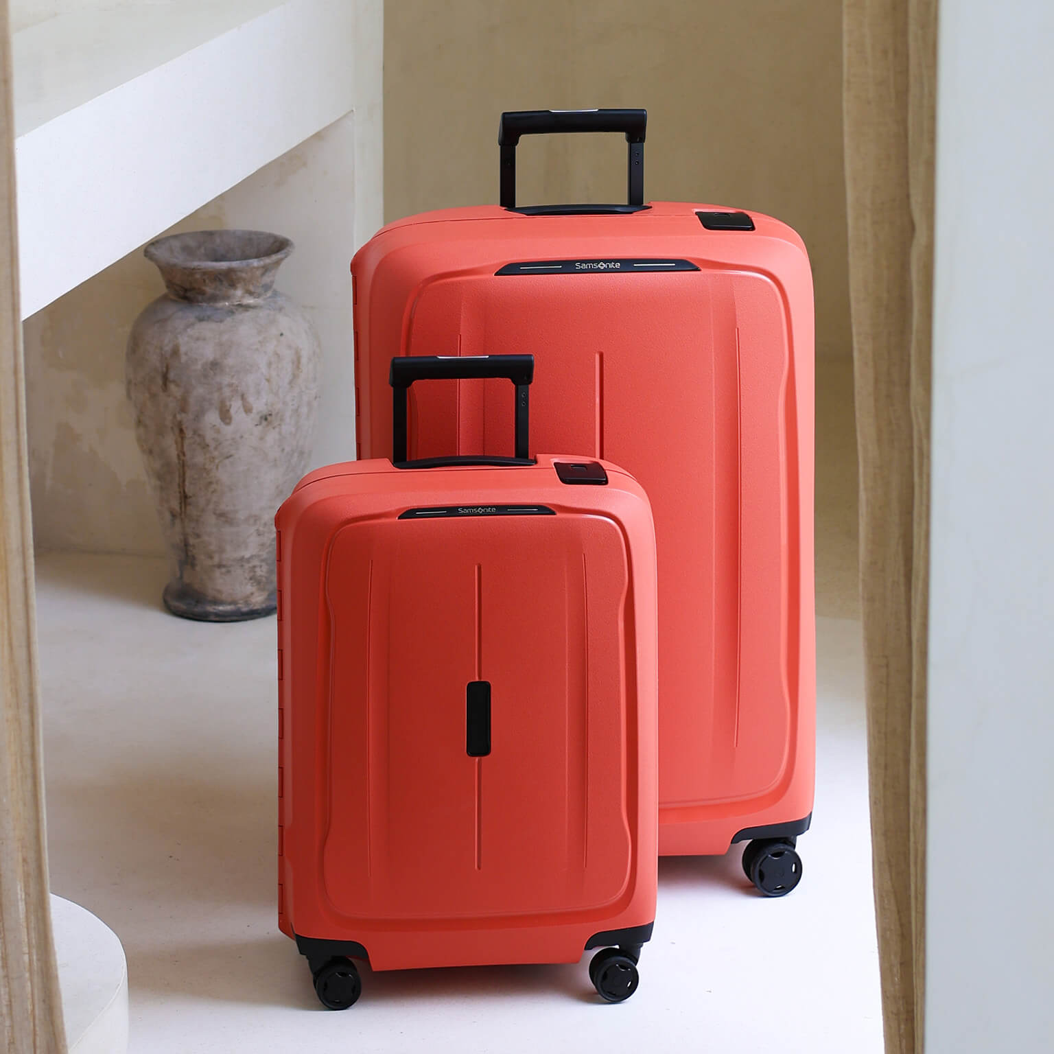 Samsonite MÉG FENNTARTHATÓBB. LÉPÉSRŐL LÉPÉSRE MÉG FENNTARTHATÓBB. LÉPÉSRŐL LÉPÉSRE